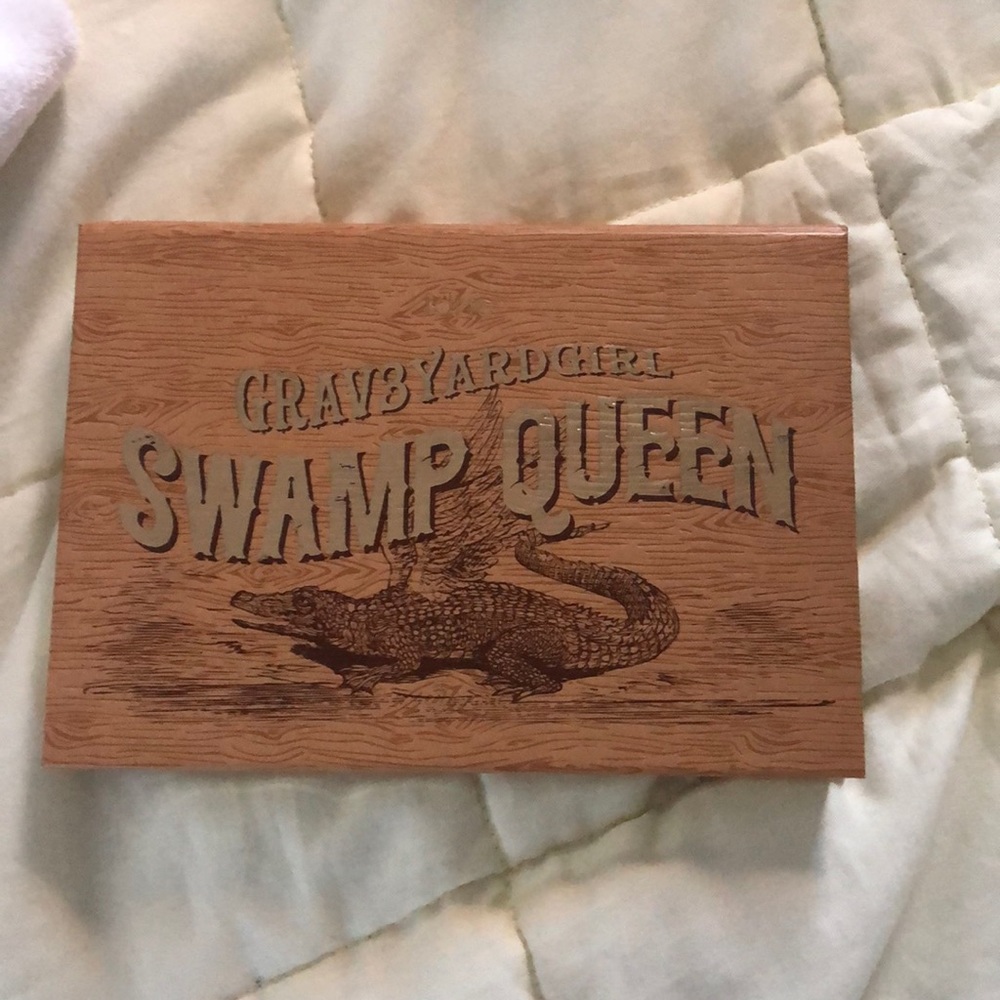 TARTE SWAMP QUEEN PALETTE